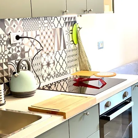 Smart Gold Elegant Style Appartement