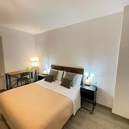 Smart Gold Elegant Style Διαμέρισμα