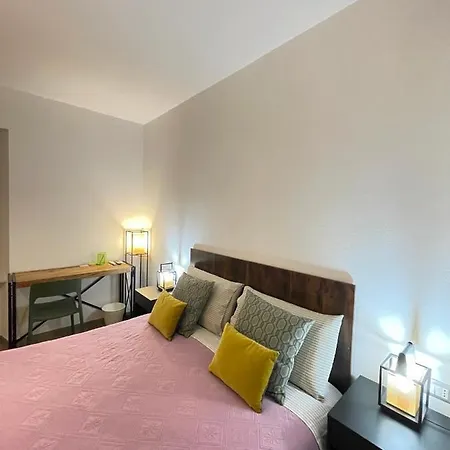 Apartament Smart Gold Elegant Style
