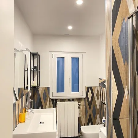 Smart Gold Elegant Style Апартаменты Бергамо