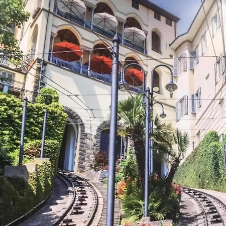Smart Gold Elegant Style Apartament