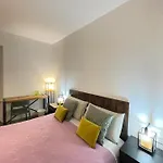 Apartament Smart Gold Elegant Style
